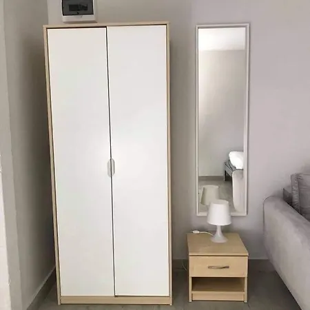 Goscinne U Piotra ミエンジズドロイェ